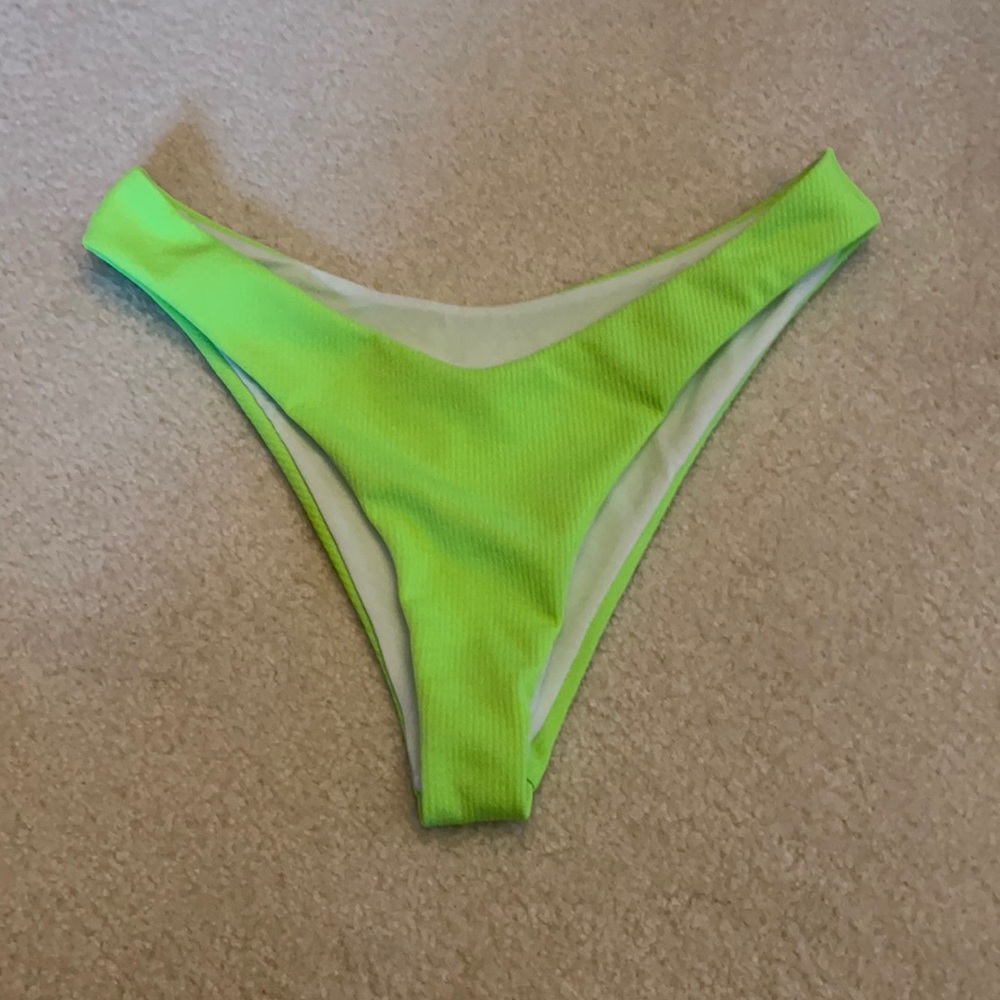 Bikini bottom